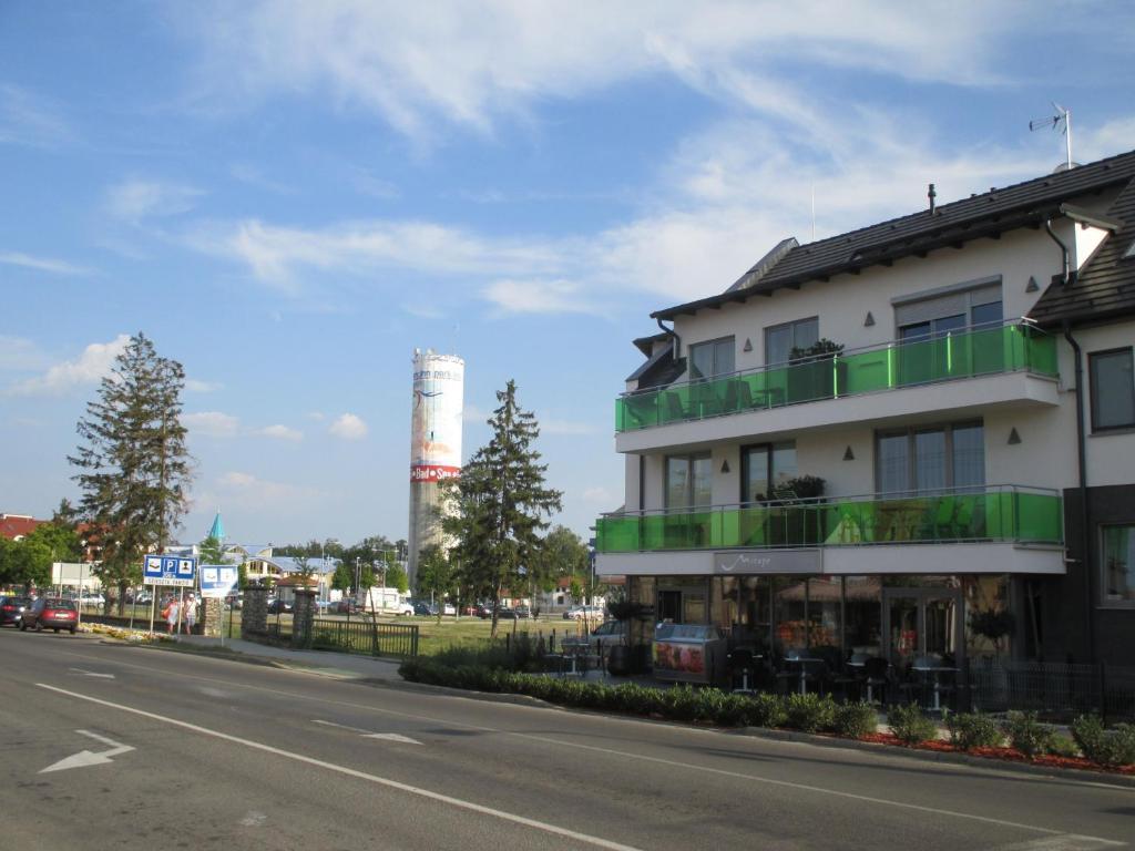 Alpha Apartman Sárvár Buitenkant foto